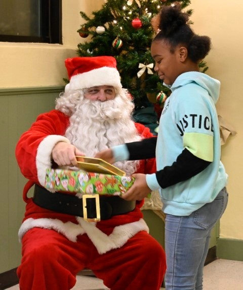 santa with girl and toy  custom  santa with girl and toy  custom